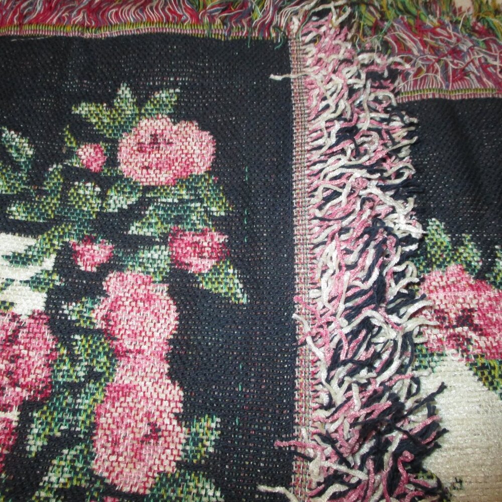Weaved Rose Throw - Picture 7 of 11